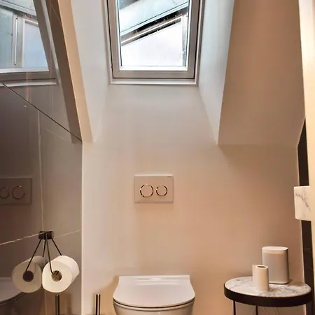 Penthouse With Private Rooftop Terrace Koppenhága