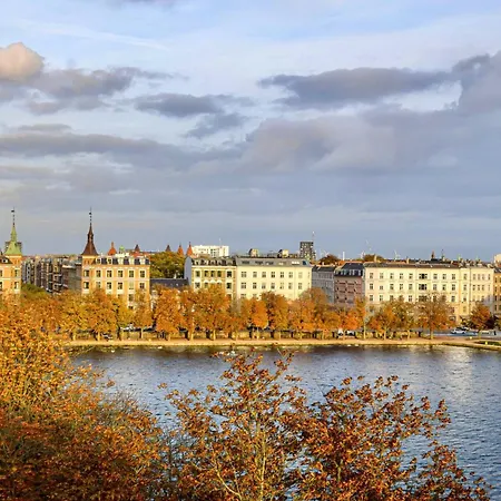 Penthouse With Private Rooftop Terrace *