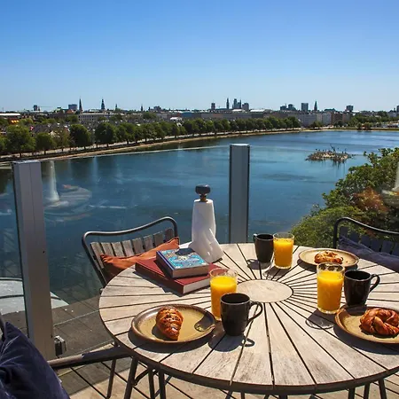 Penthouse With Private Rooftop Terrace * Koppenhága