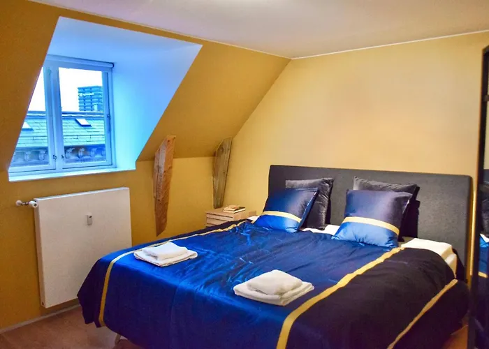 Penthouse With Private Rooftop Terrace Apartmán