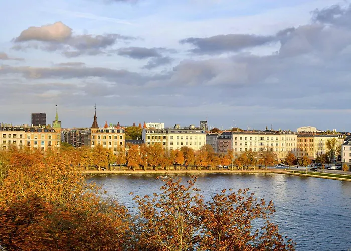 Penthouse With Private Rooftop Terrace *
