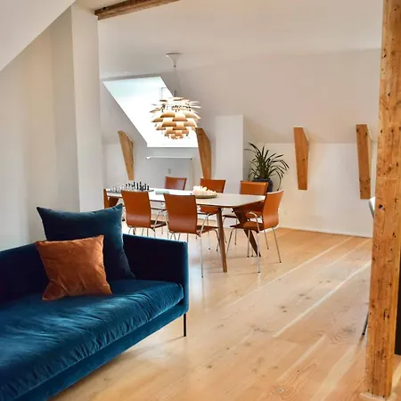 Penthouse With Private Rooftop Terrace * Kopenhagen